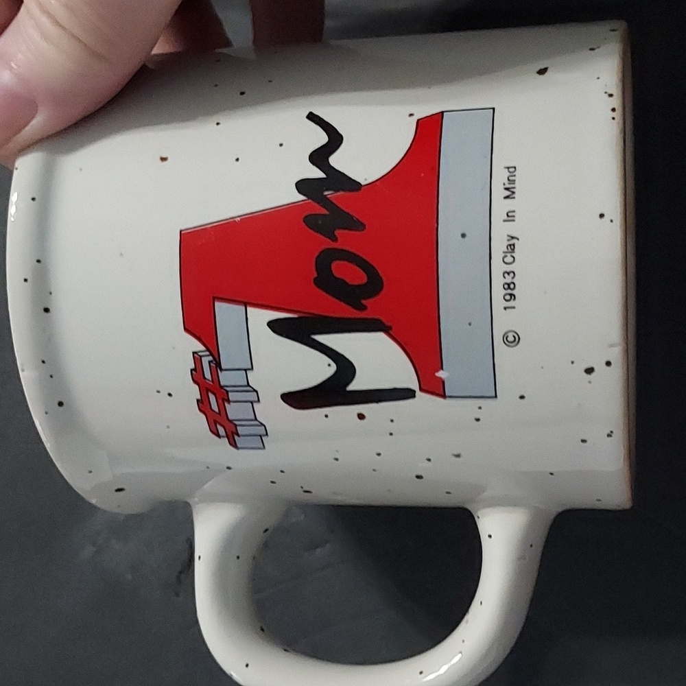 #1 MOM Clay speckled Mug